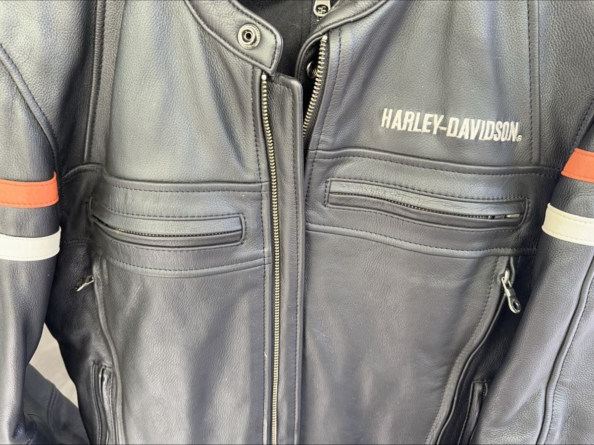 Harley-Davidson Giacche: Harley- Davidson Lederjacke – Nuovo (secondo la descrizione) da Gundetswil venduto da petriheilremimartin 4