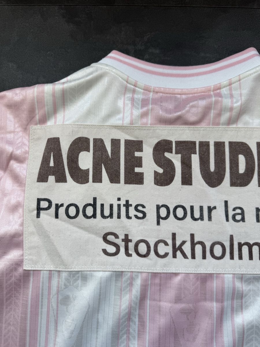 Canottiere & Pantaloni: Acne Studios Pink Football Jersey – Usato da Zürich venduto da forestF4iry 1