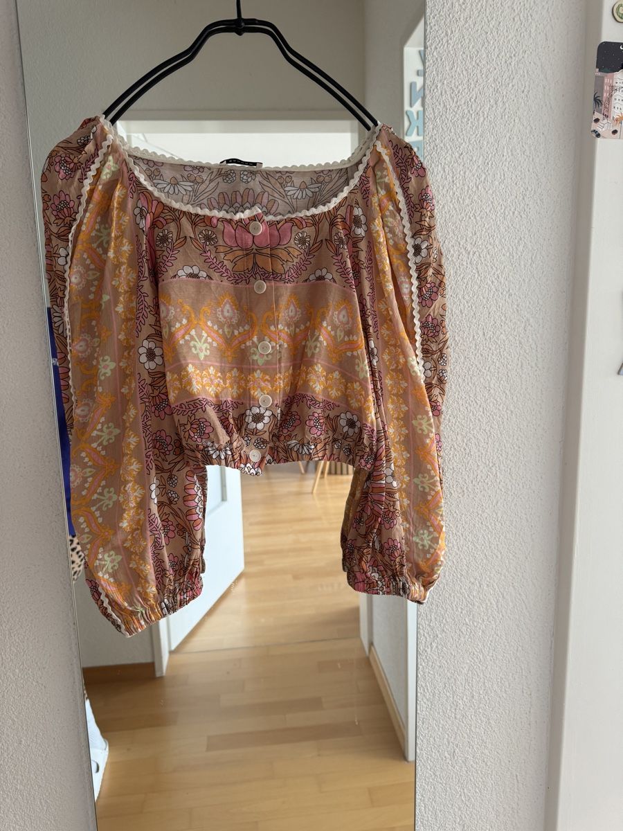 Sandro Blusen: sandro Blouse – Gebraucht aus Zürich von _themutschget_ 1