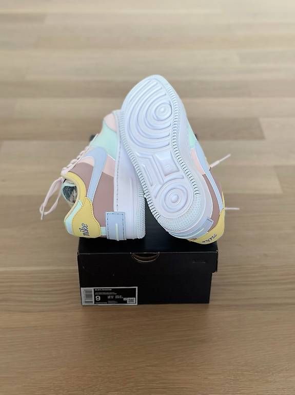 Scarpe da donna: WMNS Nike W AF1 SHADOW Pastell – Usato da St. Gallen venduto da Sabrinaaa 1