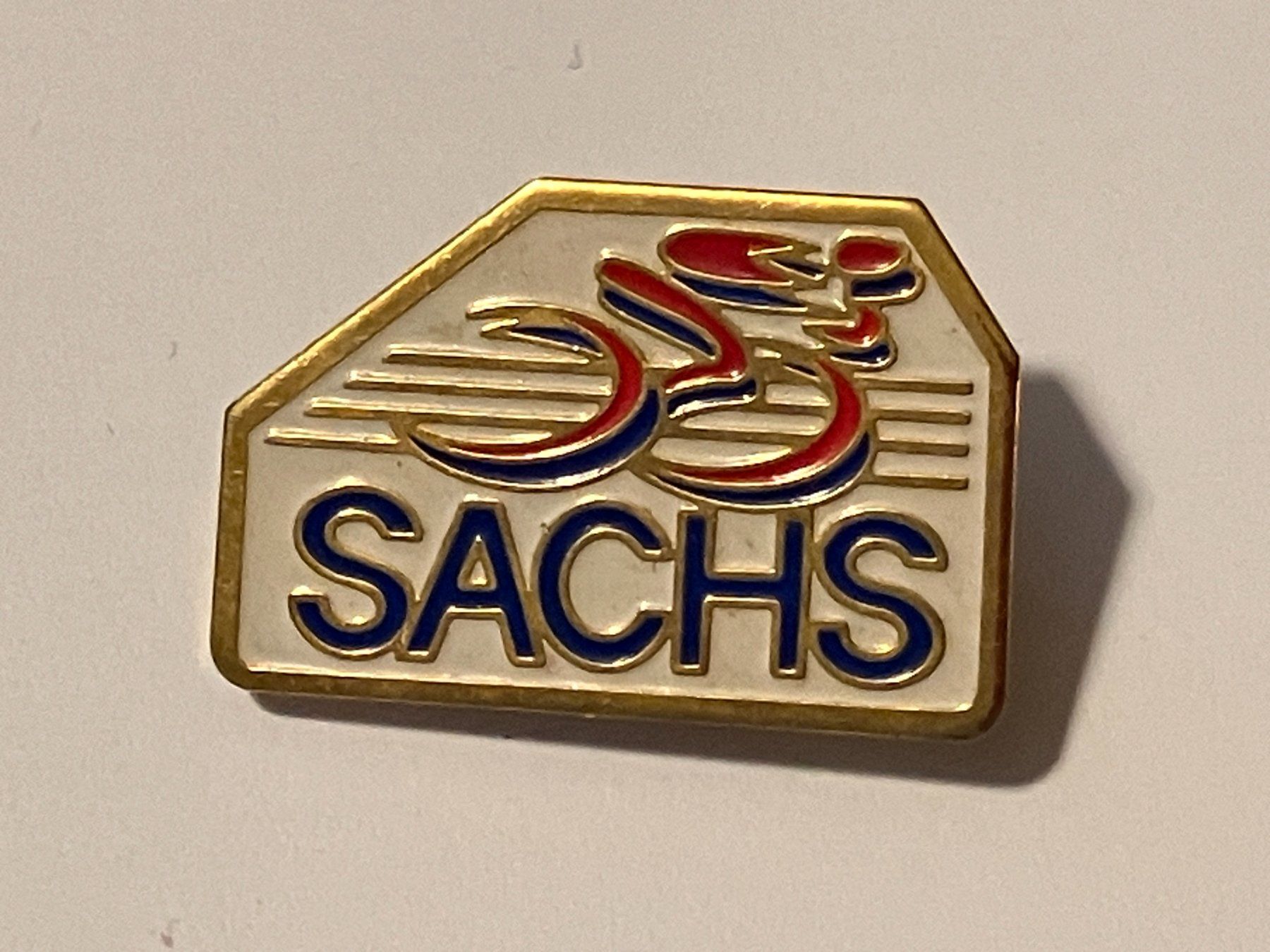 Placchette & Badge: 1 Pin Sachs – Usato da Basel venduto da djwwpp