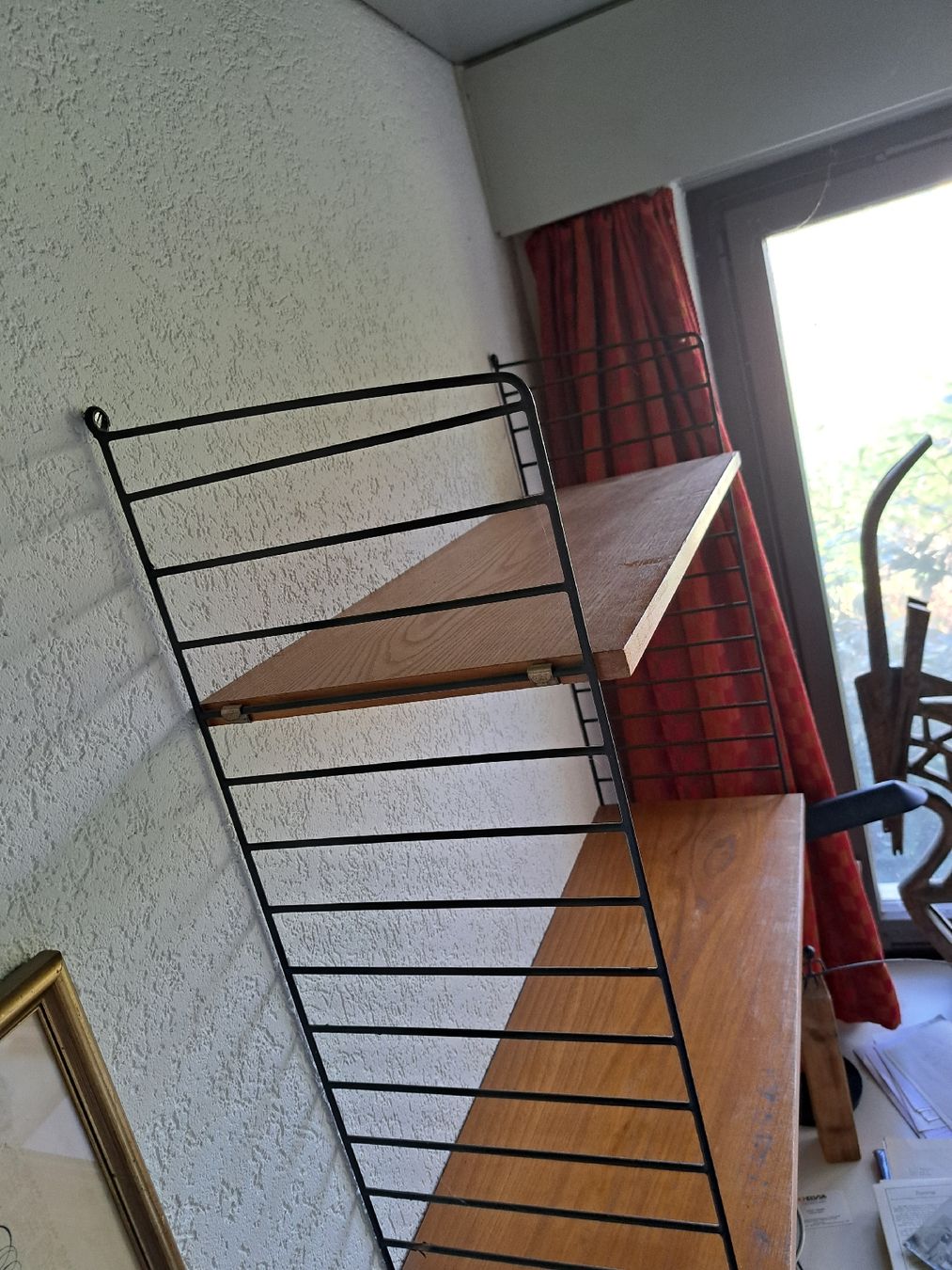 Scaffali: Mid Century String Hängerregal Teak ABHOLORT WOHLEN – Usato da Kölliken venduto da Upcycling-by-Mc-TAM 1