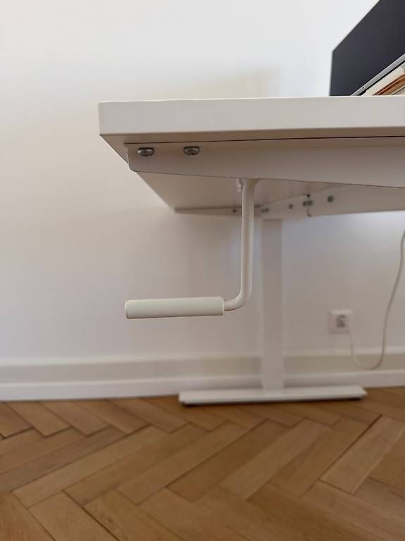 Scrivanie: IKEA Trotten sitz/steh Schreibtisch – Usato da Basel venduto da Ohschaumal 1