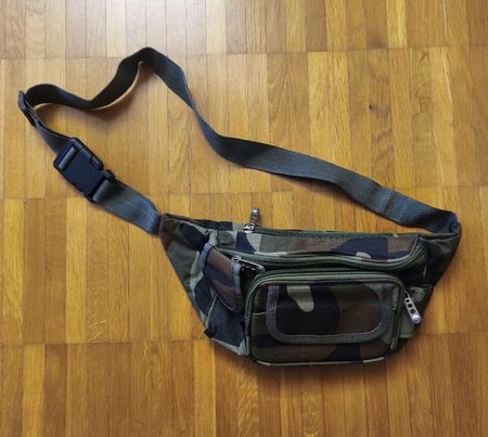 Bauchtasche Camouflage neu und ungebraucht.