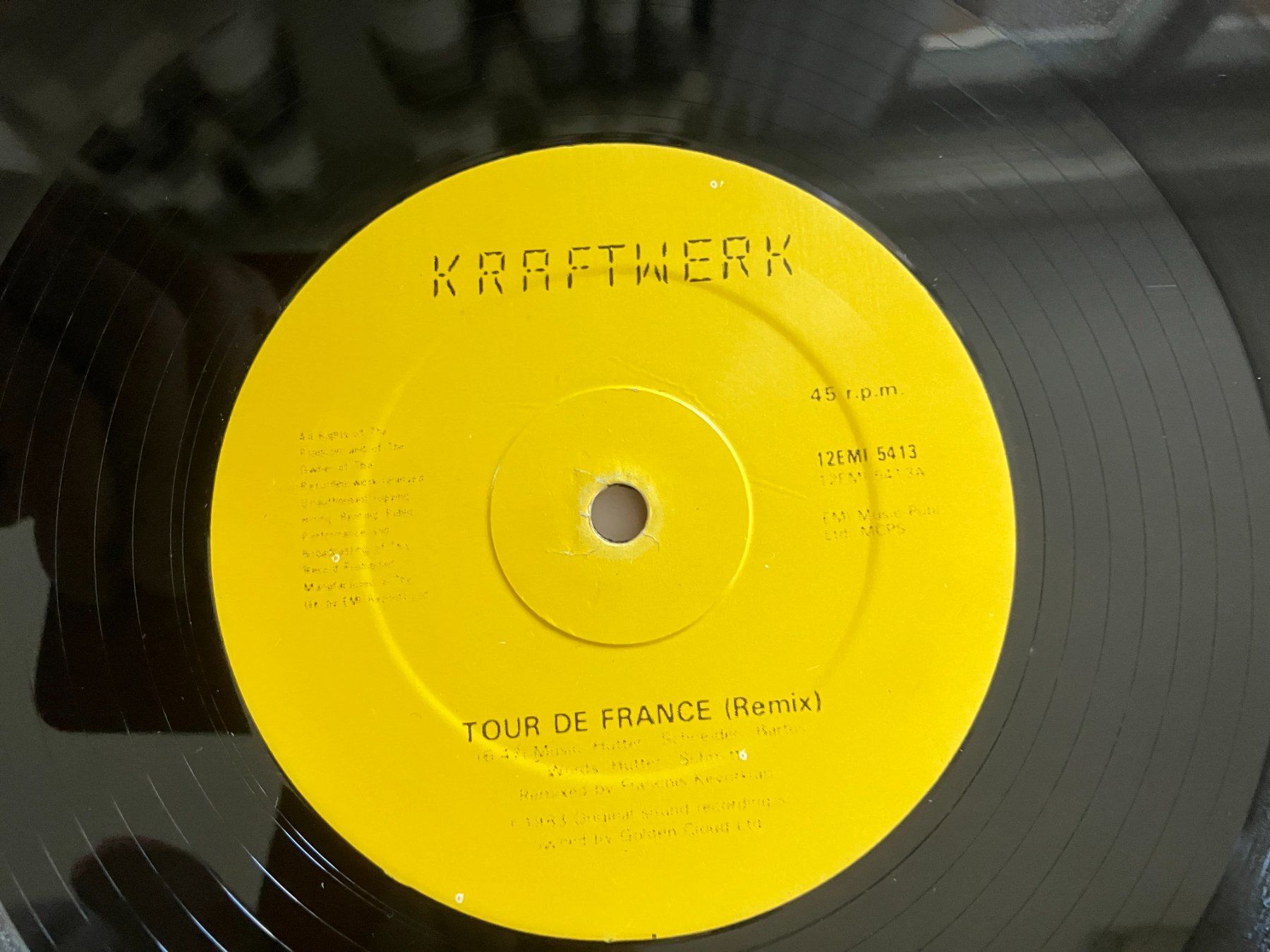 Dischi in vinile: Kraftwerk – Usato da Aarwangen venduto da Jukebox3 2