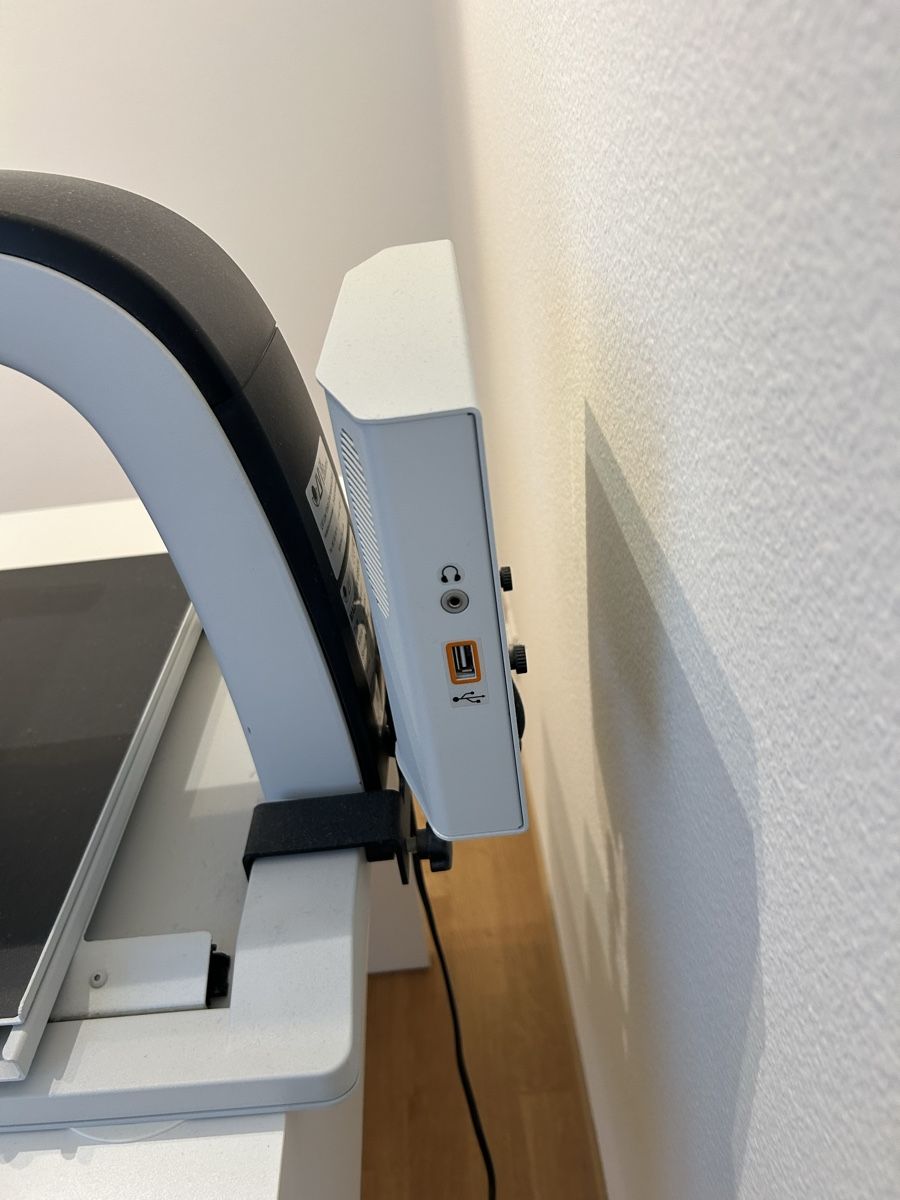 Monitor: MagniLink Vision Basic FHD 24" Bildschirm Lesegerät – Usato da Henggart venduto da Humlikon 5