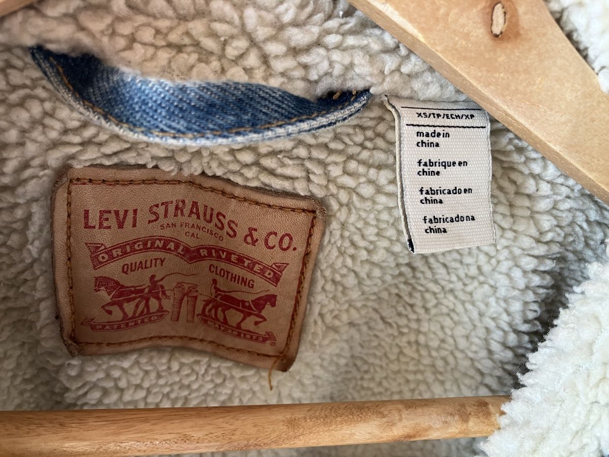 Levi's Giacche: Levi‘s Jeansjacke mit Teddyfutter, XS – Nuovo (secondo la descrizione) da Ettingen venduto da sas_l5nz 3