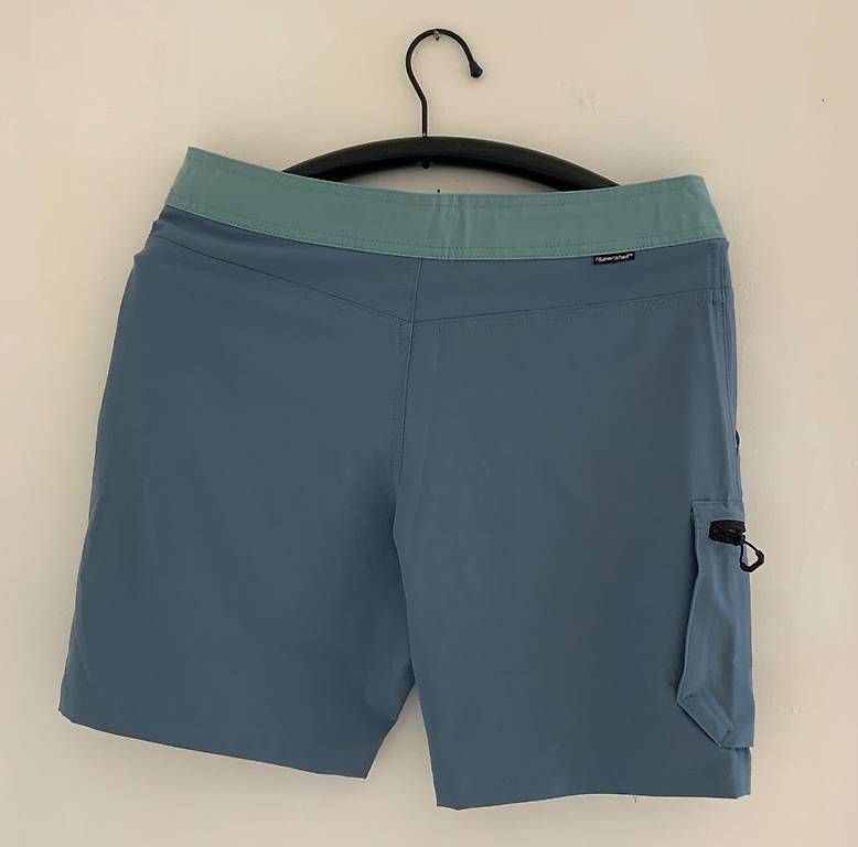 RevolutionRace Hosen: revolution race Wandershorts Herren – Gebraucht aus Goldiwil (Thun) von joleu 2