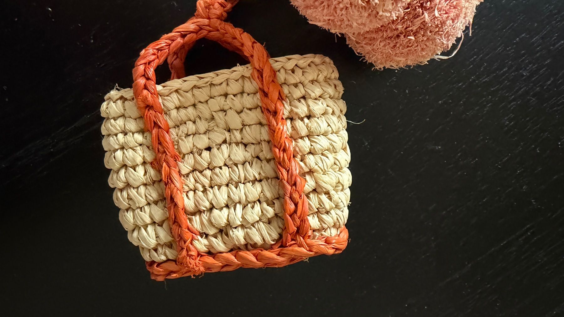 Portachiavi: Vanessa Bruno Keychain – Usato da Zürich venduto da pre_vy7t 5