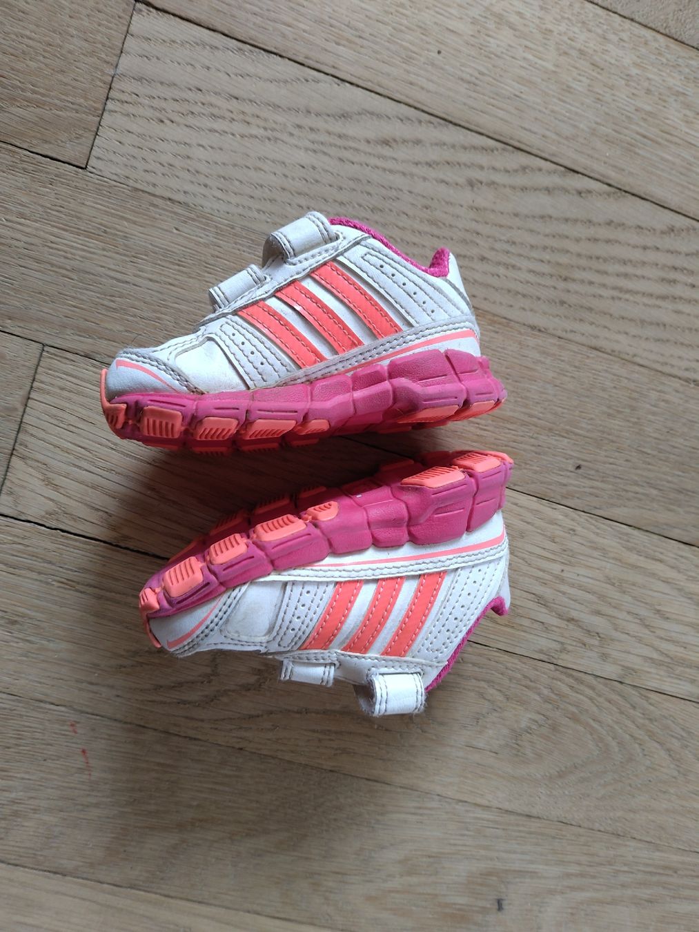 Scarpe per ragazze: Adidas Sneakers, Gr. 20 – Usato da St. Gallen venduto da Wysi 4