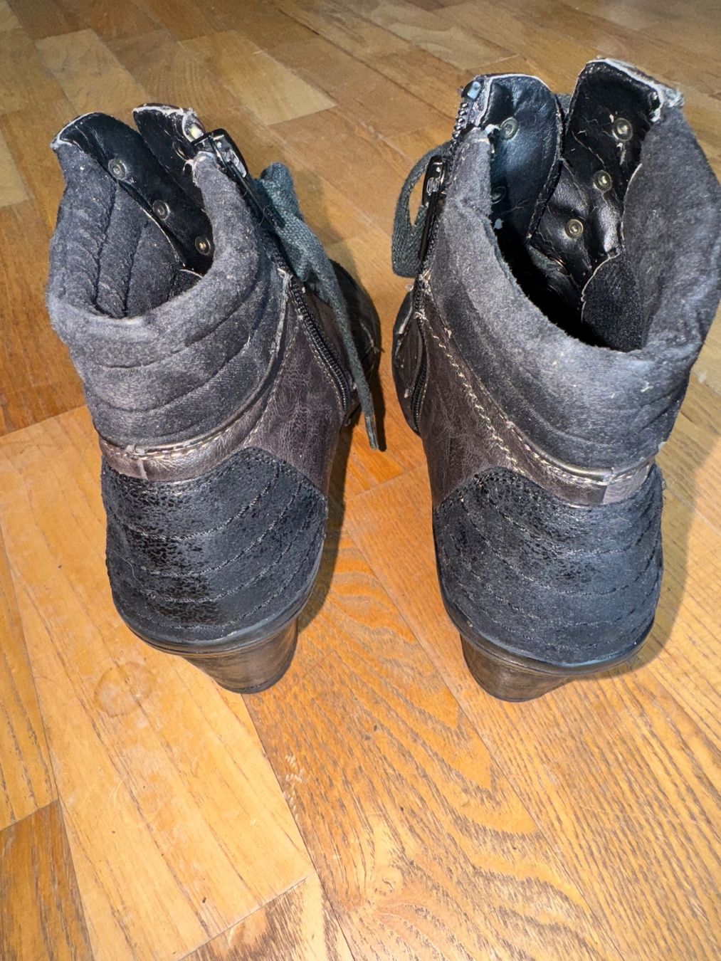 Scarpe da donna: Stiefeletten Absatzschuhe Schuhe mit Absatz , anthrazit 37 – Usato da Aesch ZH venduto da Goonies_1 4