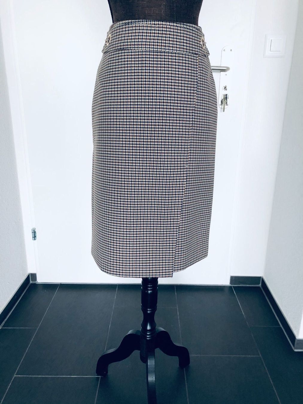Gonne: Elegante Rock – Usato da Winkel venduto da Luxtime 7