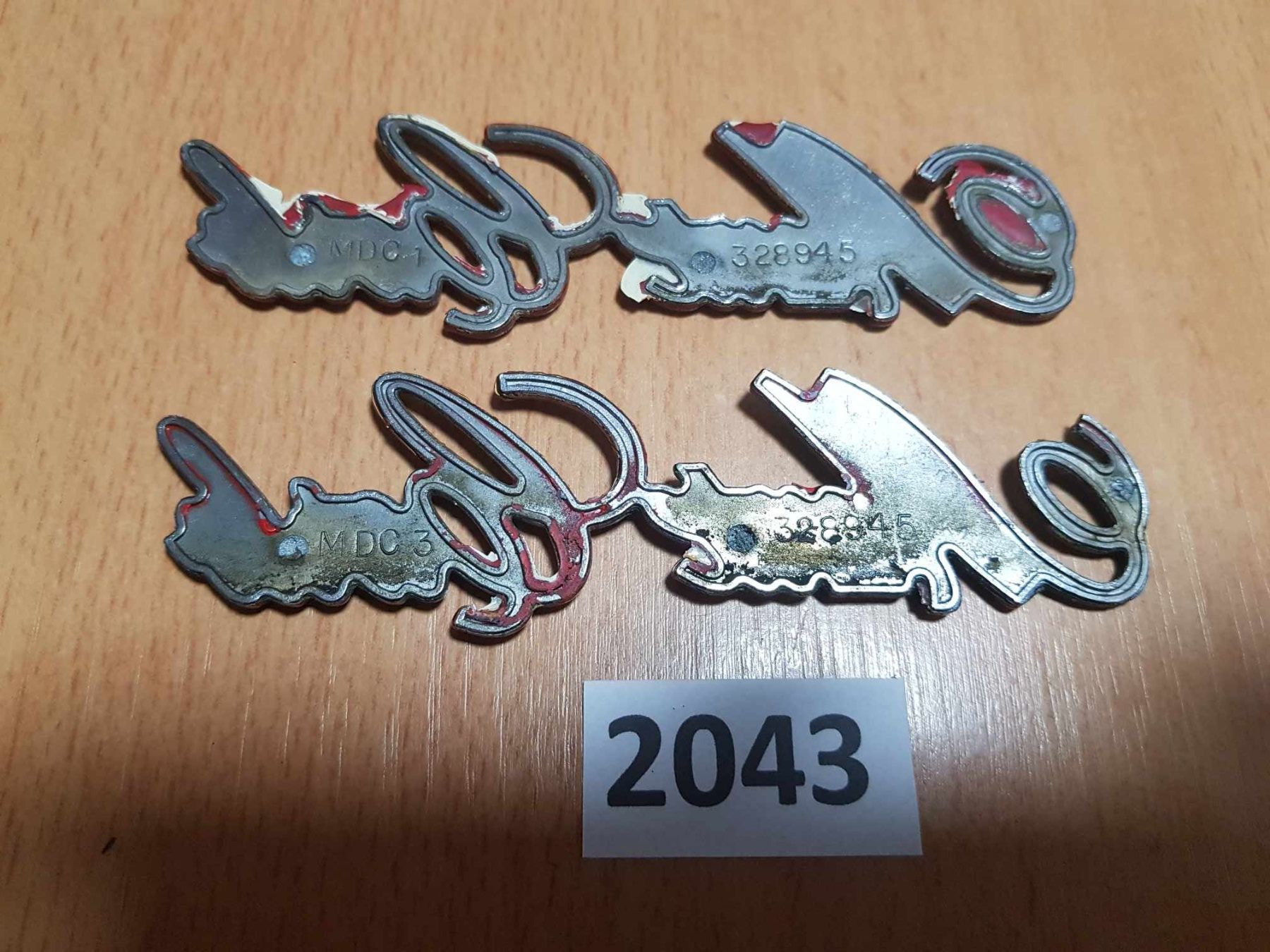 Chevrolet Alle Autoersatzteile: Emblem, Chevrolet Monte Carlo    2stk. – Gebraucht aus Niedergösgen von usc_l8gm 1