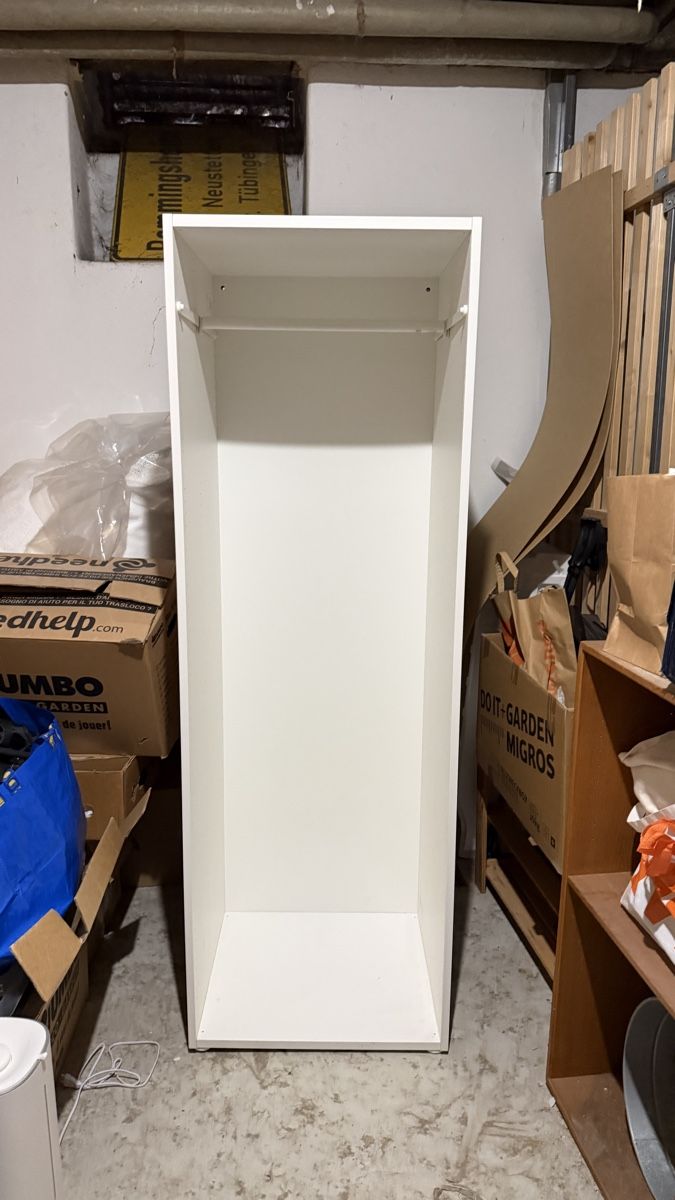 Ikea Armoires: IKEA PAX Korpus – D'occasion à Winterthur par adi_sqz