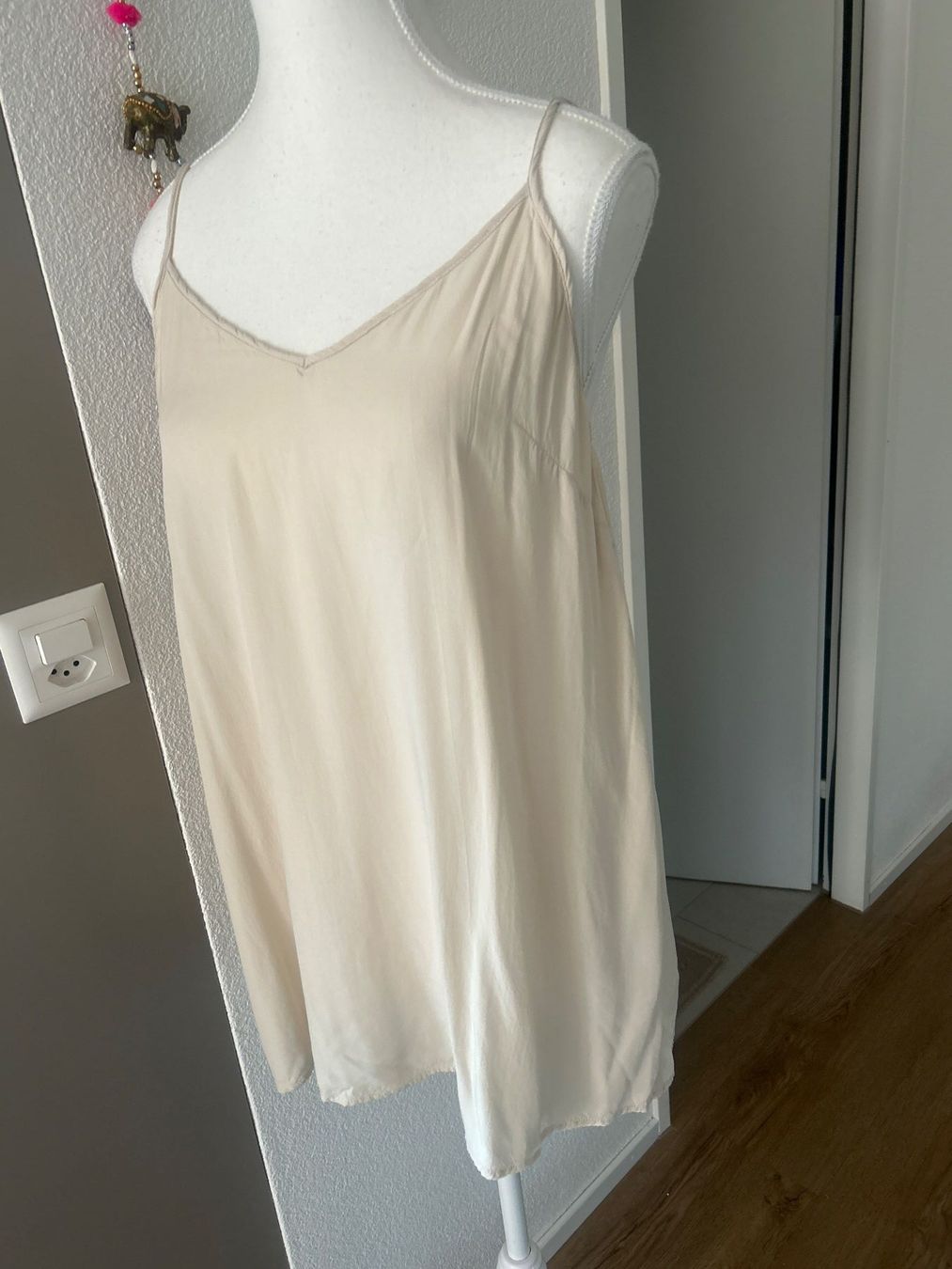 Tops: Top mit Spaghettiträger beige – D'occasion à Brunnen par Nala2929 4