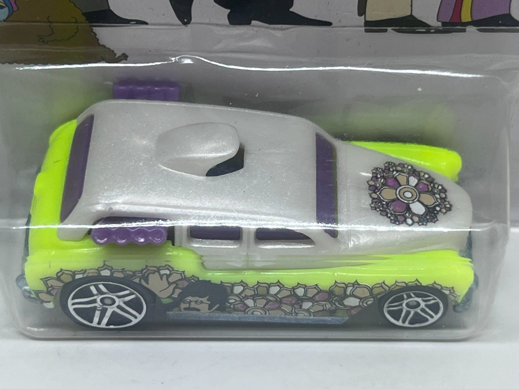 Hot Wheels Modellini d'auto: Hot Wheels Cockney Cab II – Nuovo e nell'imballaggio originale da Wildegg venduto da LaaBoutique 2