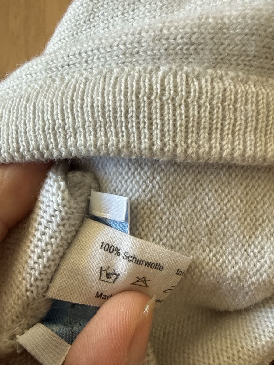 Altro in  Abbigliamento & Accessori: Sturmhaube 100% Schurwolle hellgrau Trilo – Usato da Zollikerberg venduto da juneja79 2