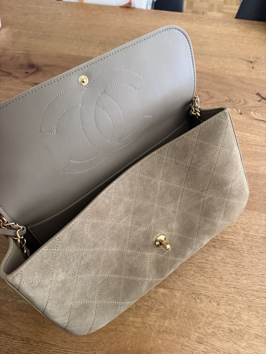 Sacs femmes: Guilted Suede Hand / Schulter tasche – Neuf avec emballage d'origine à Jona par Dearr 3