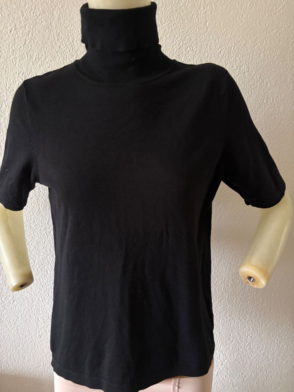 Top: MODEVA ROLLKRAGEN TOP gr40 – Usato da Niederbipp venduto da blu_jw7r