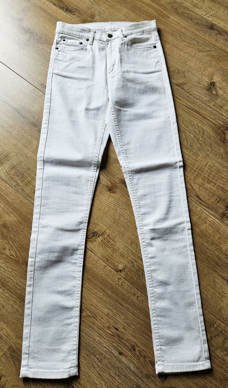 Peak Performance Jeans: Peak Performance Weisse Jeans, Grösse 26/32, neu – Neu (gemäss Beschreibung) aus Rhäzüns von inf_rcj7