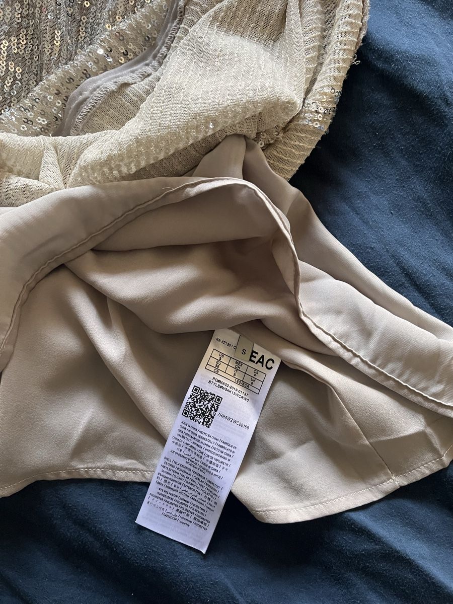 Guess Kleider: Guess Paillettenkleid s/m – Gebraucht aus Teufenthal AG von Nanahu 2