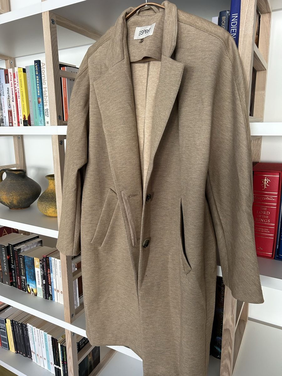Esprit Cappotti: Frühlingsmantel Esprit – Usato da Mollis venduto da Jennay