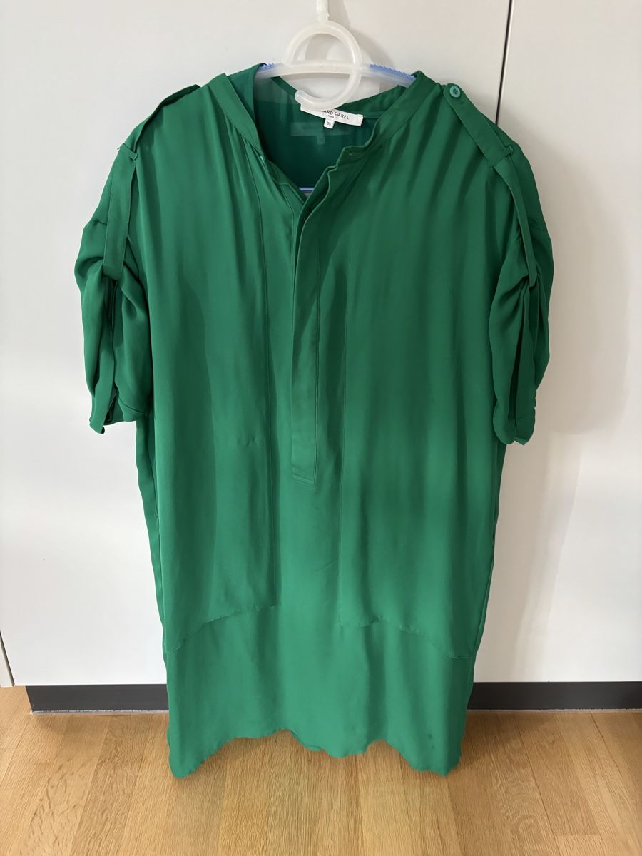 Gérard Darel Kleider: Gérard Darel Kleid 38 -100% Seide mit Unterkleid – Gebraucht aus Fribourg von dafral