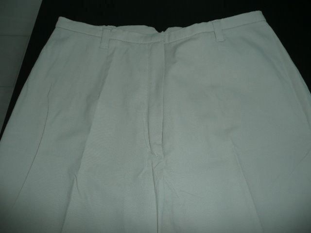 C&A Pantaloni: Schöne Capri-Style Hose von Yessica – Usato da Baar venduto da negombo 3