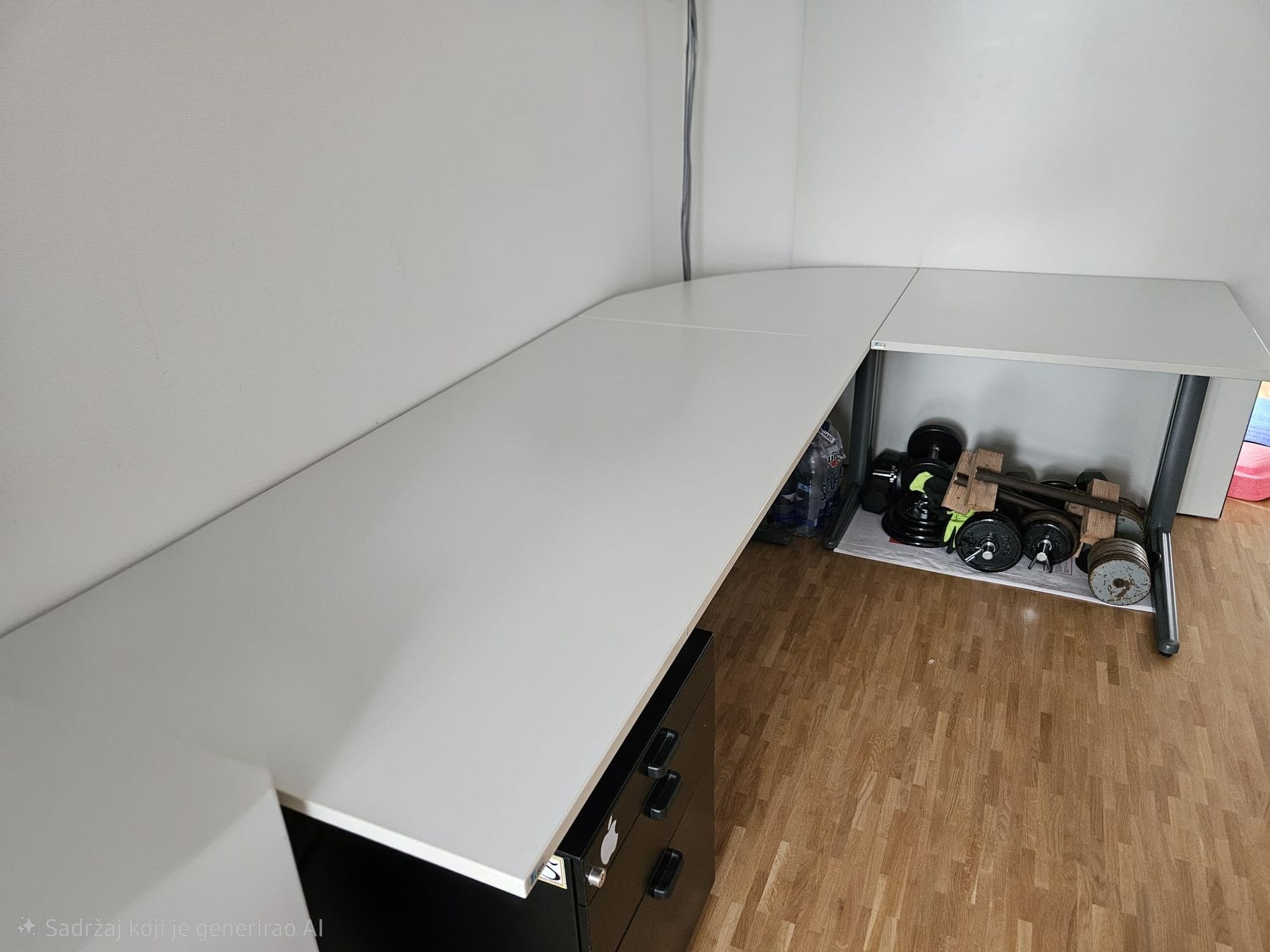 Lista Scrivanie: Büro-Tisch/gaming Tisch – Usato da Herisau venduto da VerdammteMungo 2