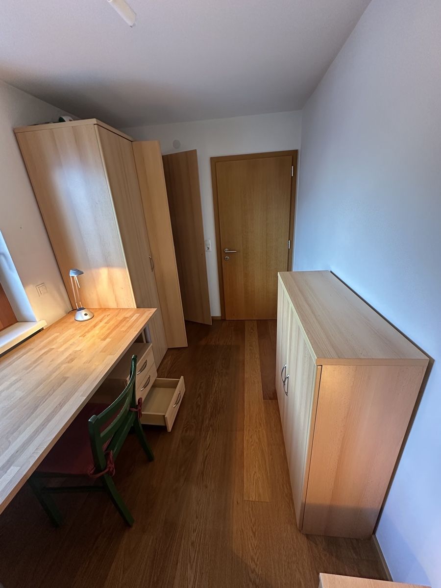 Armadi: Bett mit Kommode & Schrank – Usato da Schlieren venduto da fei_t6bb