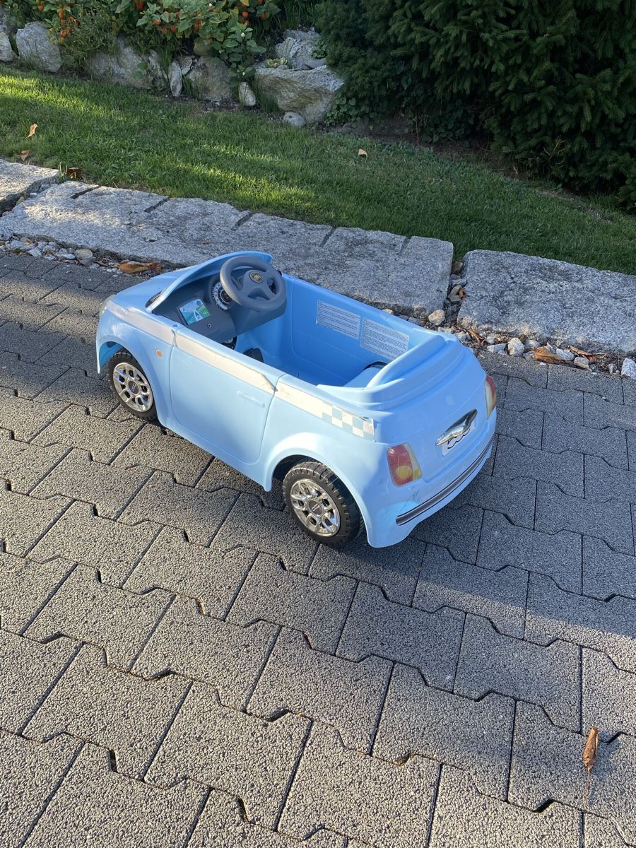 Veicoli per bambini: Cooles Kinderauto Fiat 500 Elektro hellblau – Difettoso da Muri AG venduto da rci_6s6r 5