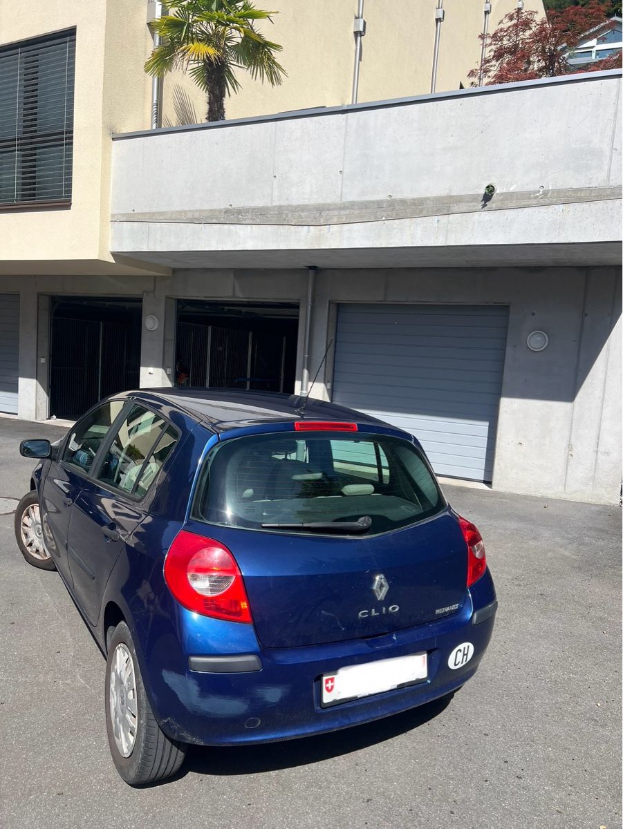 Renault Automobili: Renault Clio 1.4 16V  – Usato da Gersau venduto da Pgk17 2