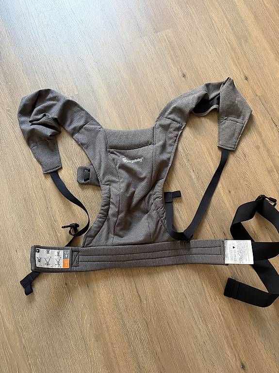 Ergobaby Marsupi portabebè: Ergobaby Embrace Trage – Usato da Rotkreuz venduto da jes_6trt 1