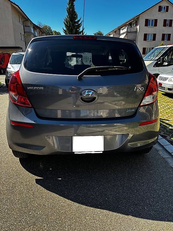 Hyundai Automobili: Hyunday i20 – Usato da Wallisellen venduto da Manuel0153 1