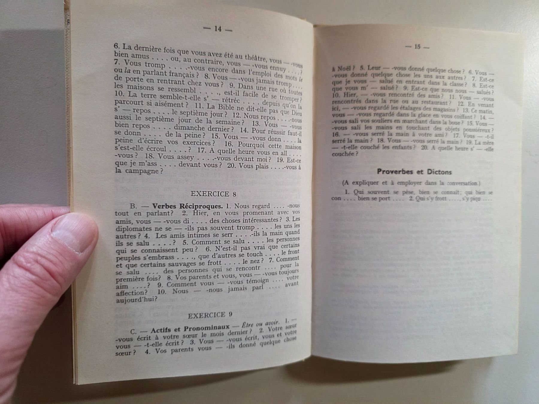 Libri: Berlitz Francais - Verbes Francais - 1969 – Usato da Walterswil BE venduto da Lonitti 7