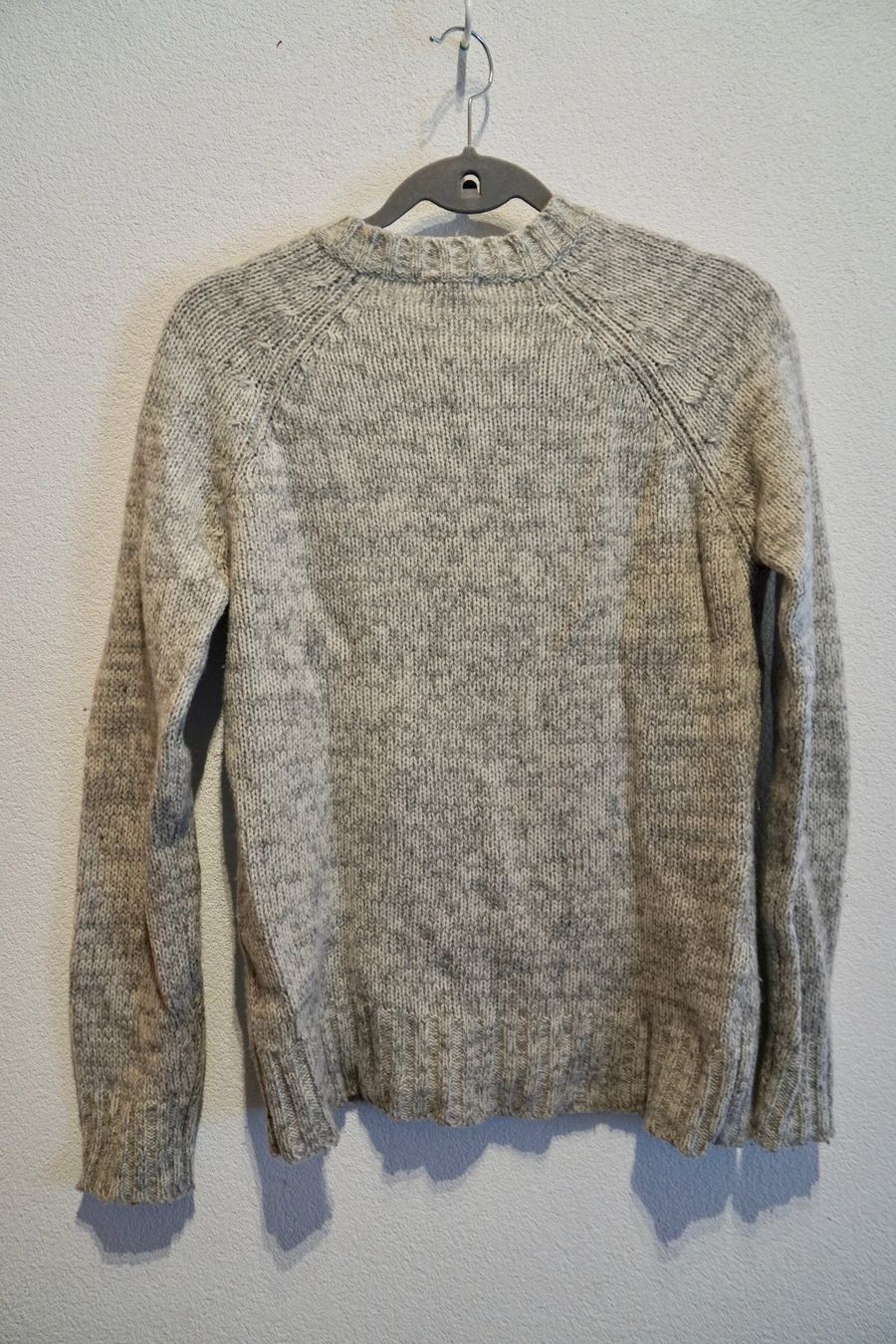 Pullover & Sweatshirts: SOFT GREY - Laine d'Agneau - Pull Gris - 38 – Gebraucht aus Haute-Nendaz von Violette123 3