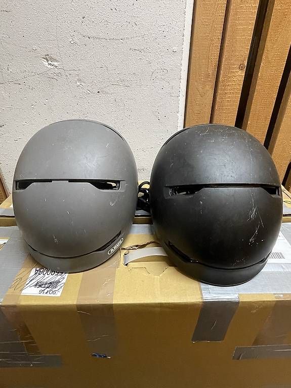 Helme: Deux casques de vélo Abus – Gebraucht aus Genève von mar_2zyp