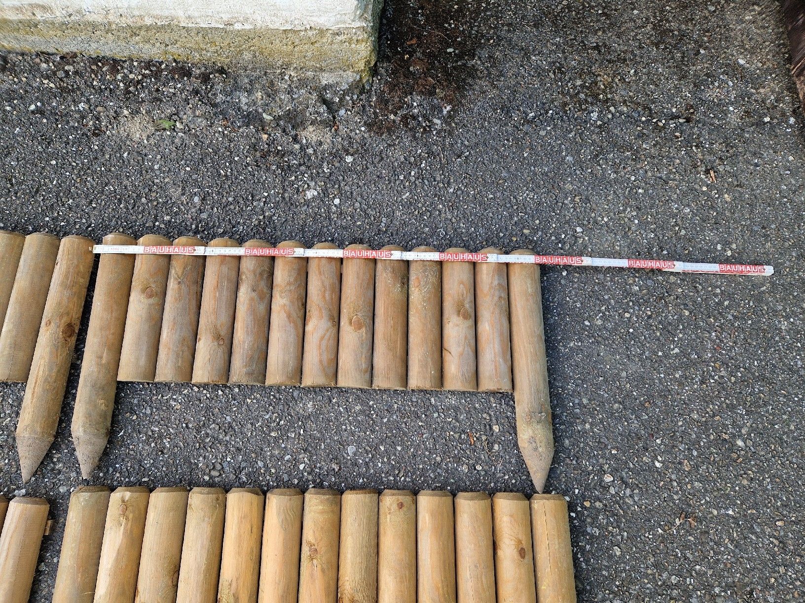 Holzartikel: Beetumrandung Holz – Gebraucht aus Triengen von KittyKat6 1