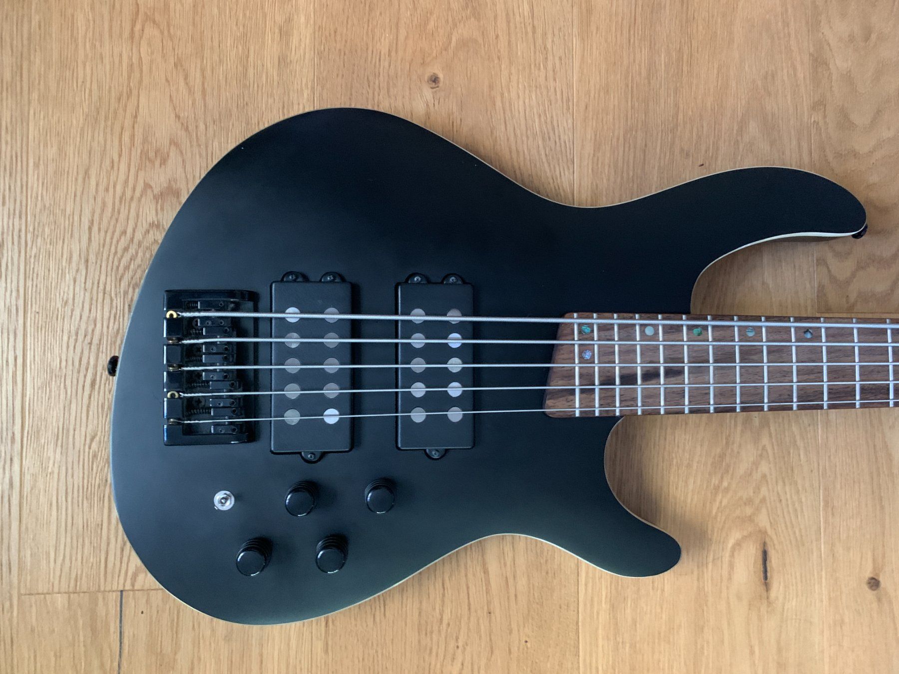 Cort Instruments de musique: Cort C-5H | Bass | 5 String – D'occasion à Bern par Sid.M 1