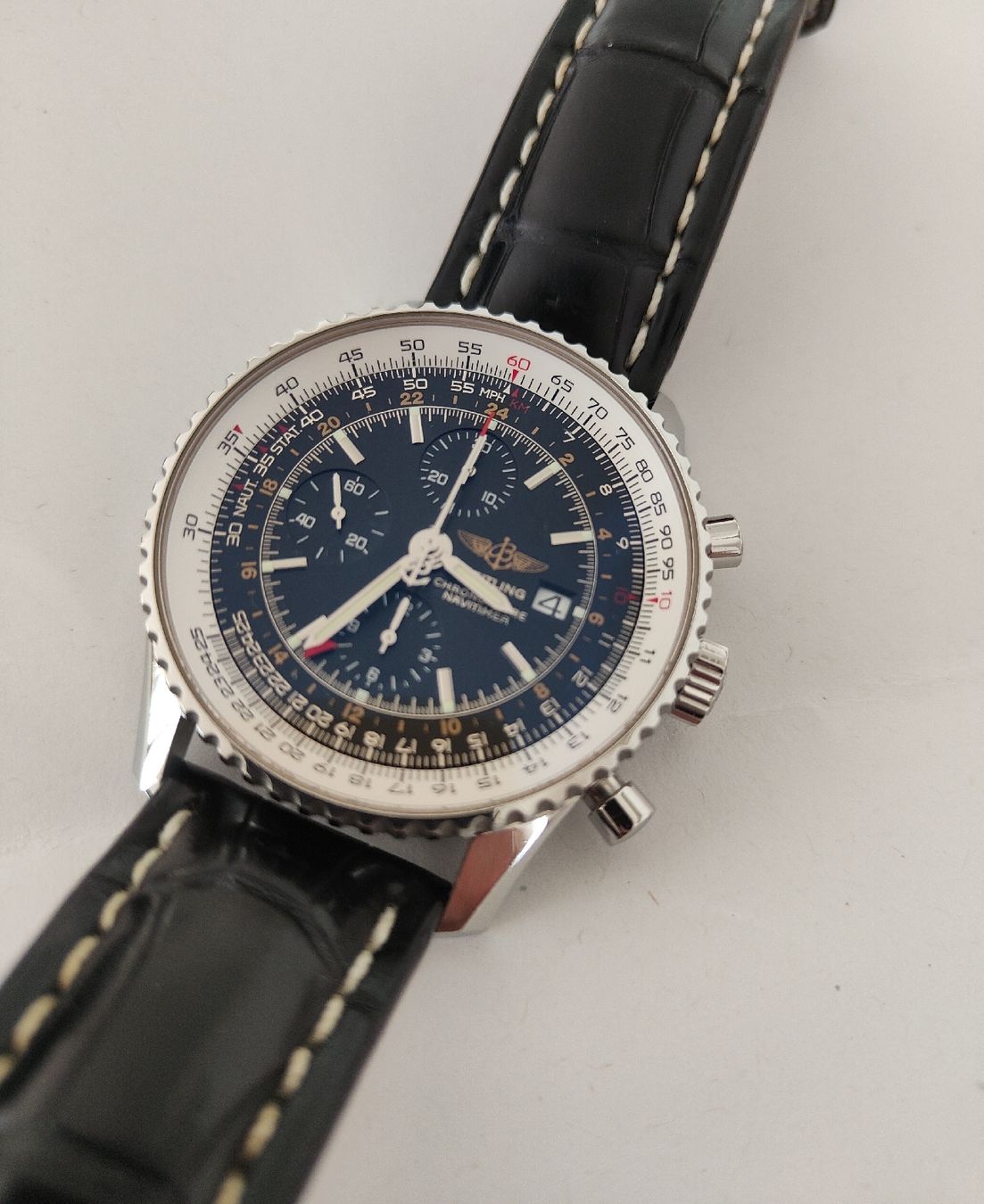 Breitling Montres: Breitling Navitimer World GMT Chronograph 46mm – D'occasion à Widnau par ral_5fxq 2