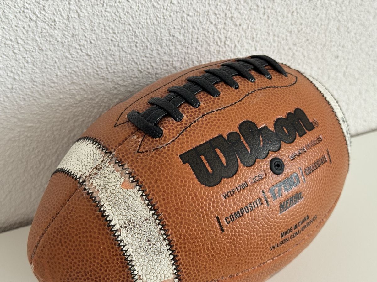 Wilson Bälle: Wilson Football WTF1780 – Gebraucht aus Fislisbach von luepa 1