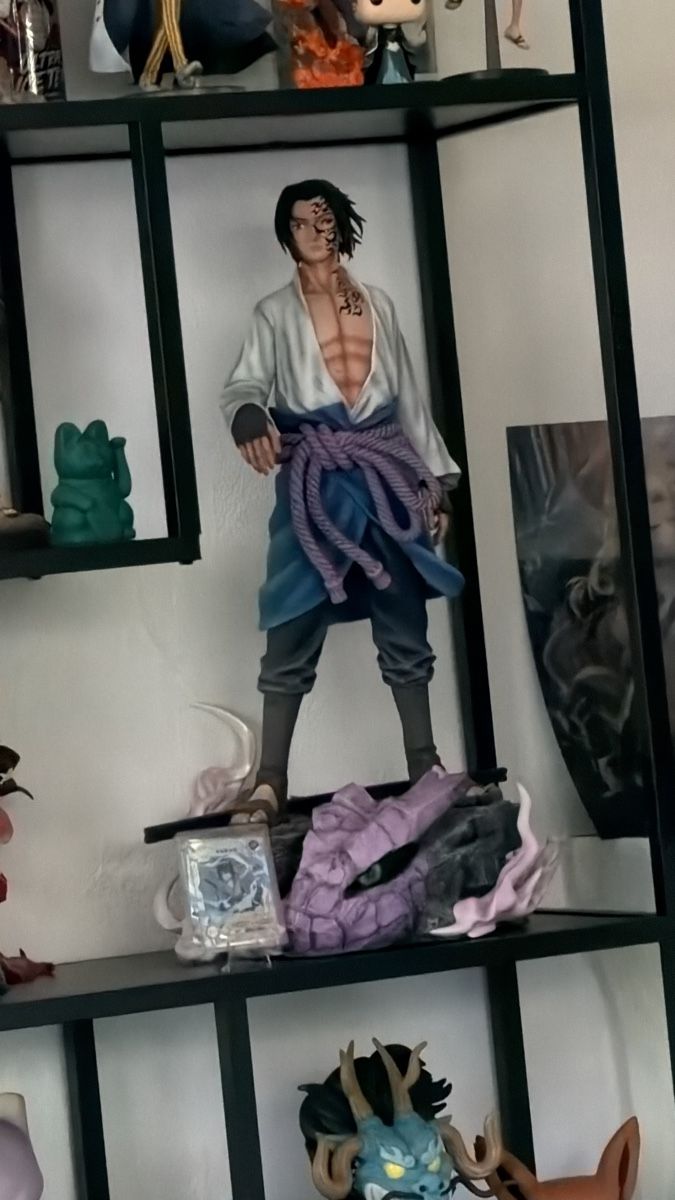 Sculptures & Statues: Figurine Sasuke Uchiha résine – Neuf (Voir description) à Sonceboz-Sombeval par Denis5656