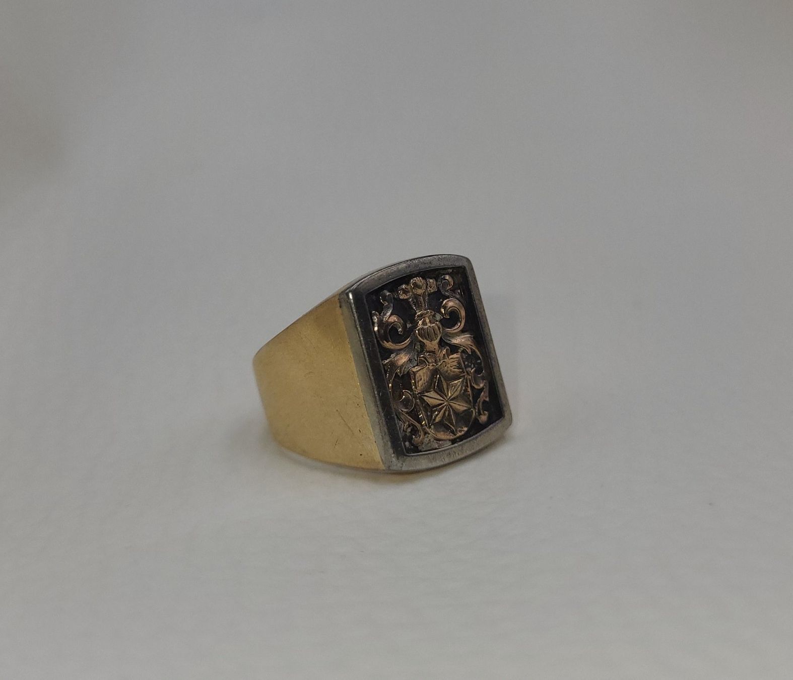 Ringe: Gold Siegelring mit Wappenmotiv – Gebraucht aus Wald ZH von Dasilver 8