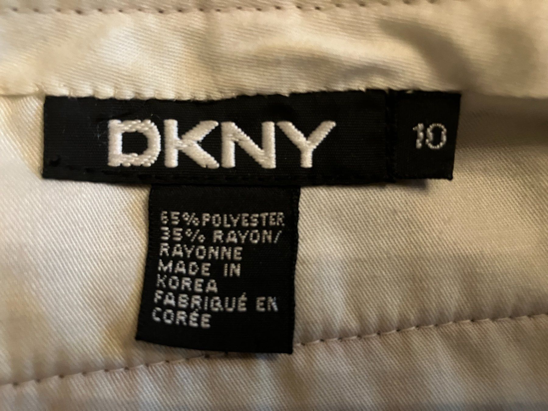 DKNY Pantaloni: Pantalon élégant DKNY, taille 10 – Usato da Chêne-Bougeries venduto da Vintage-Era 1