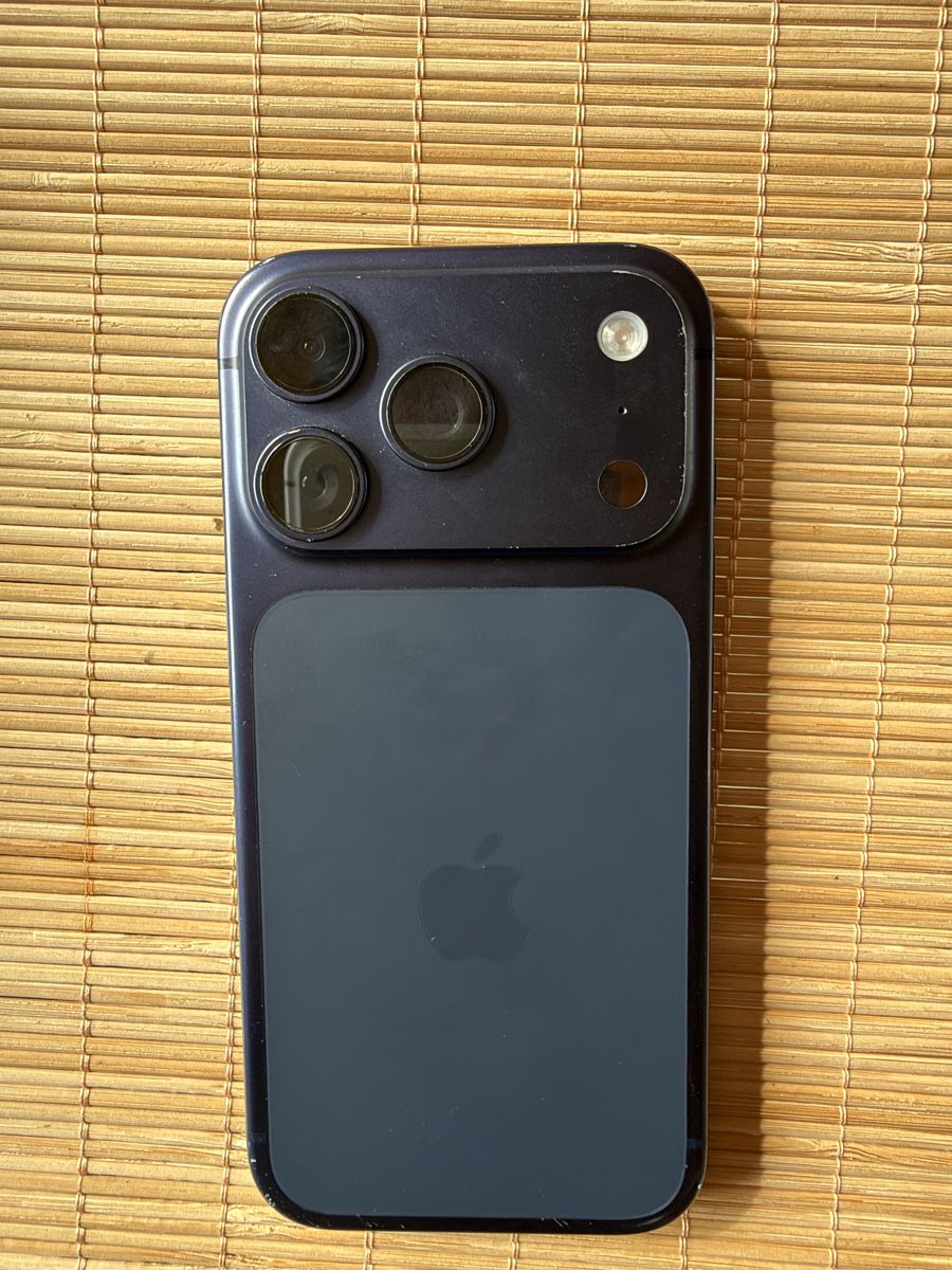 Apple Handys / Smartphones: iPhone 17 pro 256GB – Gebraucht aus Zürich von Yoni_to 1