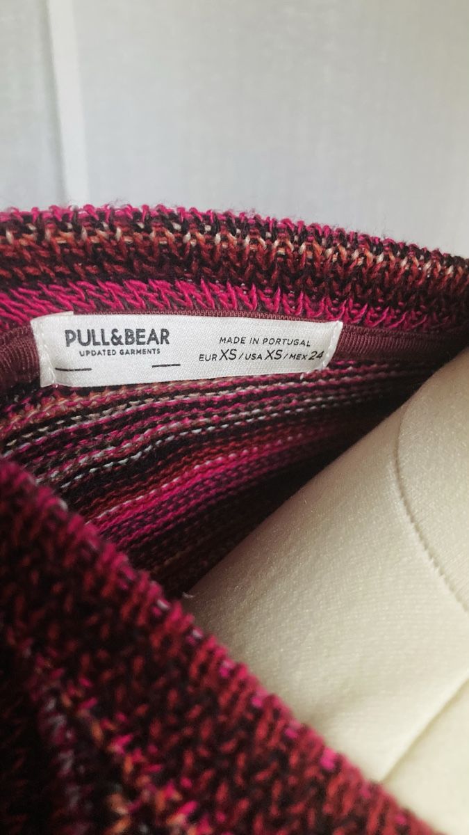 Pull&Bear Maglioni & Felpe: Pull&Bear Crop Pullover  – Usato da Läufelfingen venduto da petit-nicola 1