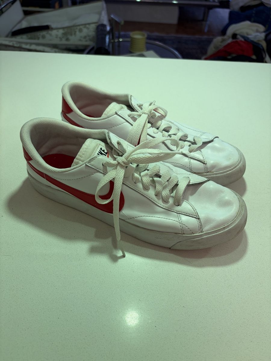 Nike Herrenschuhe: Vintage Nike Sneaker – Gebraucht aus Zürich von lar_dw7h