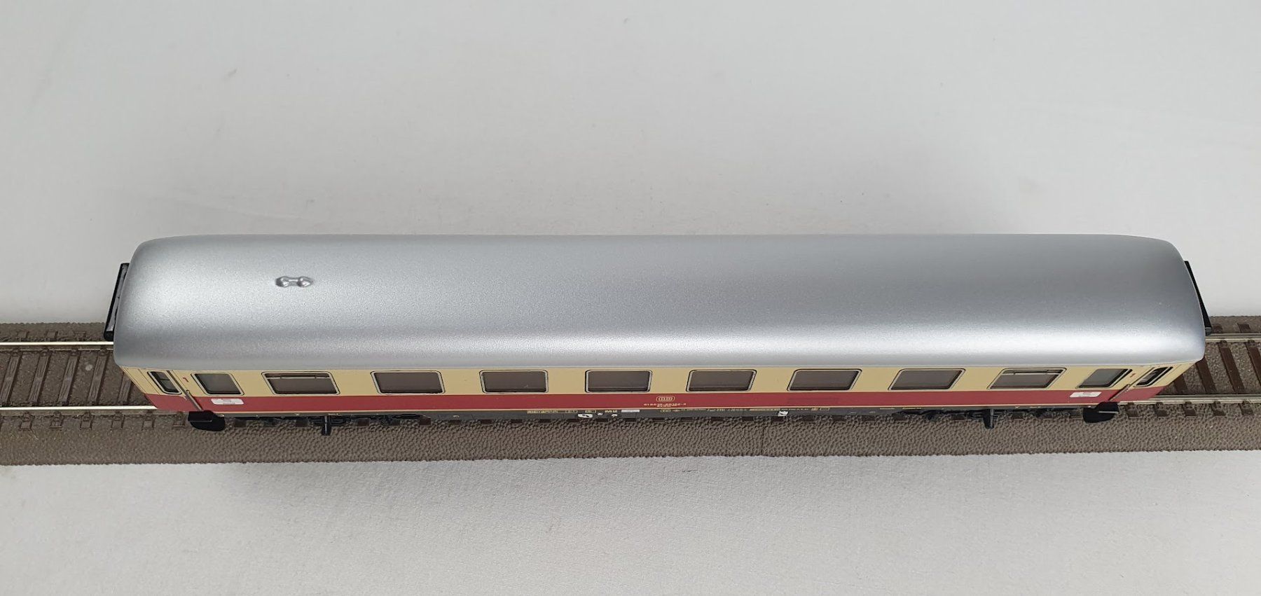 Märklin Modellini di ferrovie: Märklin 4085 DB Avüm "TEE-Abteilwagen", Version: 1970 – Usato da Seon venduto da voAllBah 2