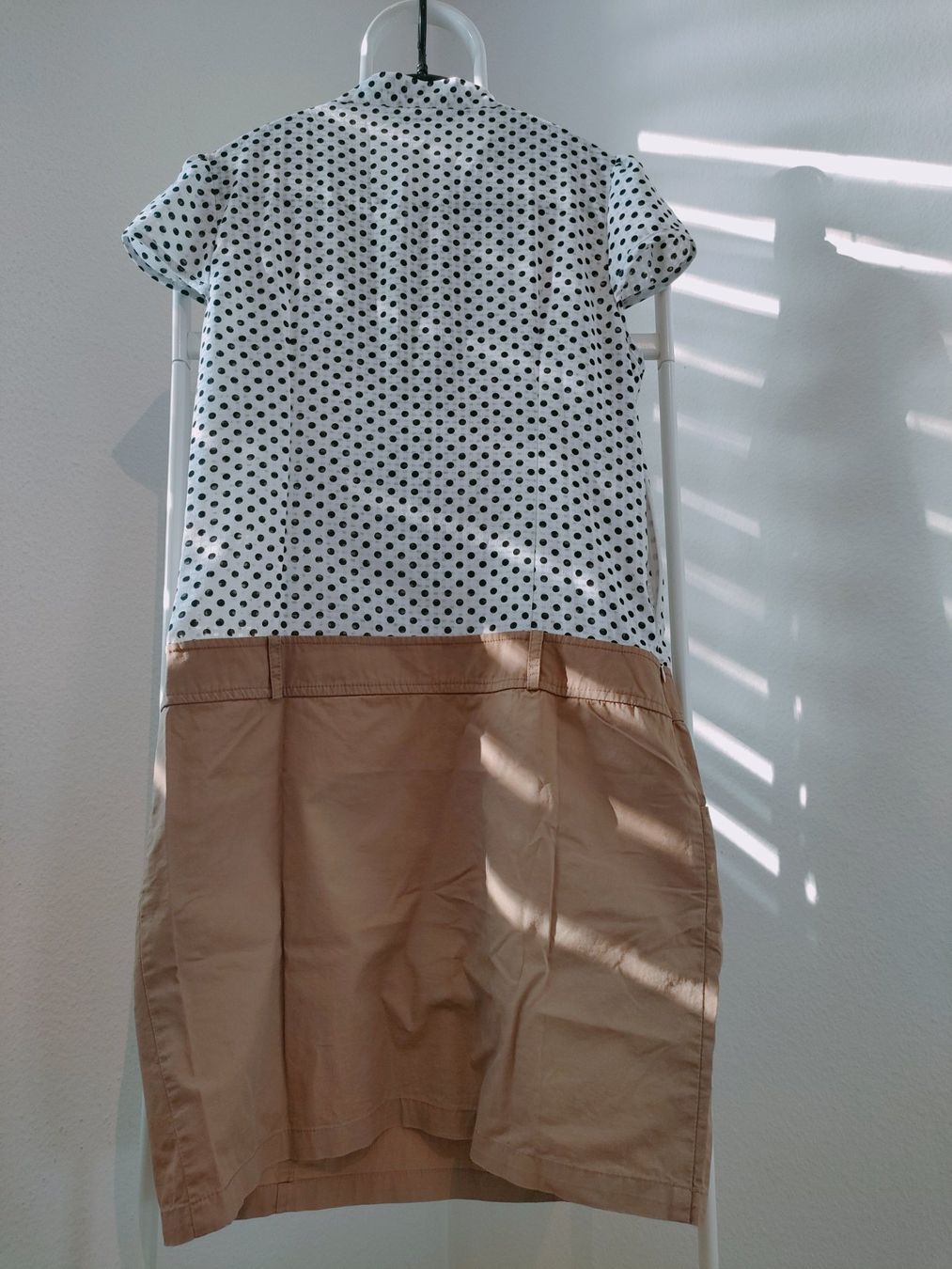 Vestiti: Originales Kleid mit schwarzen Punkten als Muster – Nuovo (secondo la descrizione) da Dietikon venduto da MJ_Sporting 5