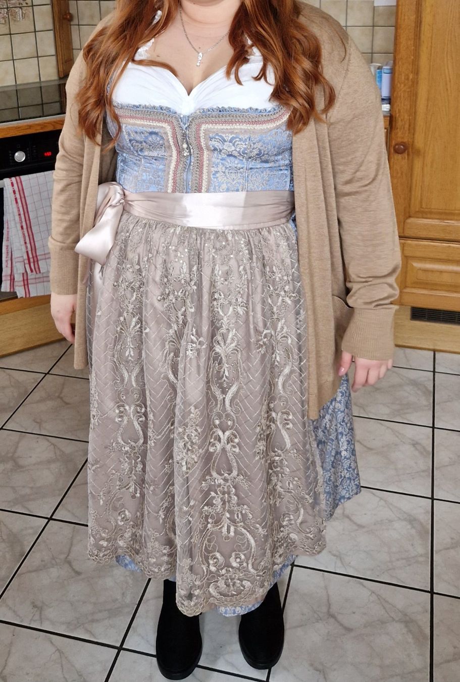 Vestiti: Dirndl MarJo in der Grösse 50 – Usato da Montlingen venduto da eve_22c9